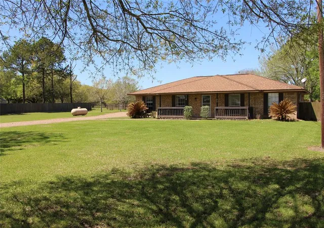 2nd image of 12710 Dannhaus Rd, Needville, TX 77461 | MLS# 18400342