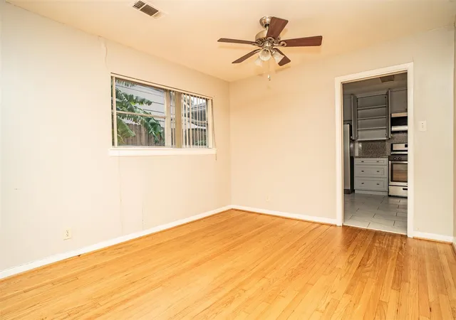Photo 2 of Single family home for sale at 4829 Hummingbird St, Houston, TX 77035 | MLS# 21568216 | Listing updated on 2026-09-14