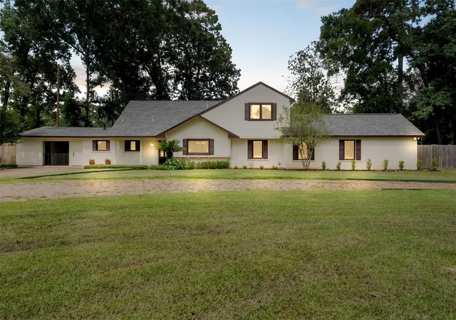 1st image of 1400 Buttercup Ln, Kingwood, TX 77339 | MLS# 98195767