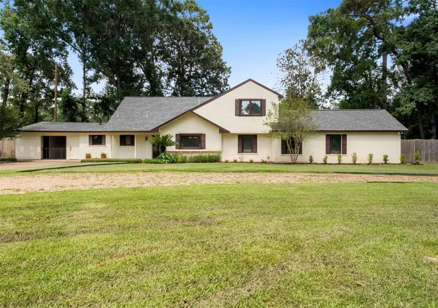 2nd image of 1400 Buttercup Ln, Kingwood, TX 77339 | MLS# 98195767