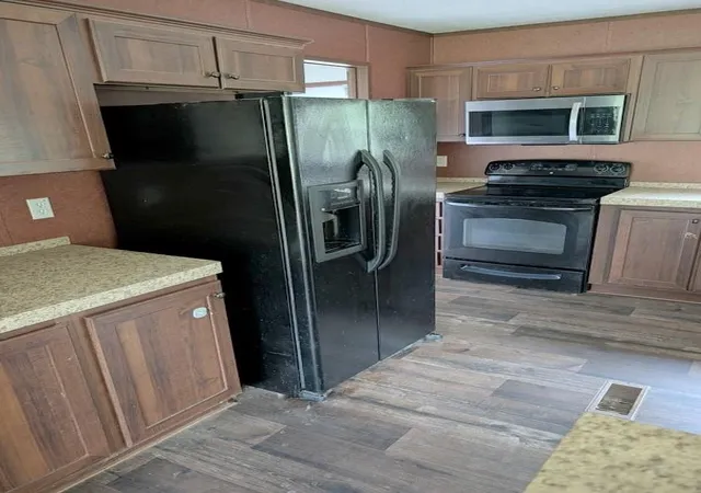 Photo 2 of Single family home for sale at 746 Aldredge Cir, Pollok, TX 75969 | MLS# 58914431 | Listing updated on 2026-08-29