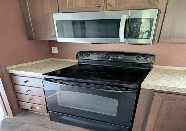 Photo 3 of Single family home for sale at 746 Aldredge Cir, Pollok, TX 75969 | MLS# 58914431 | Listing updated on 2026-08-29