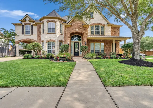2nd image of 16019 Ormonde Crossing Dr, Cypress, TX 77429 | MLS# 92952927