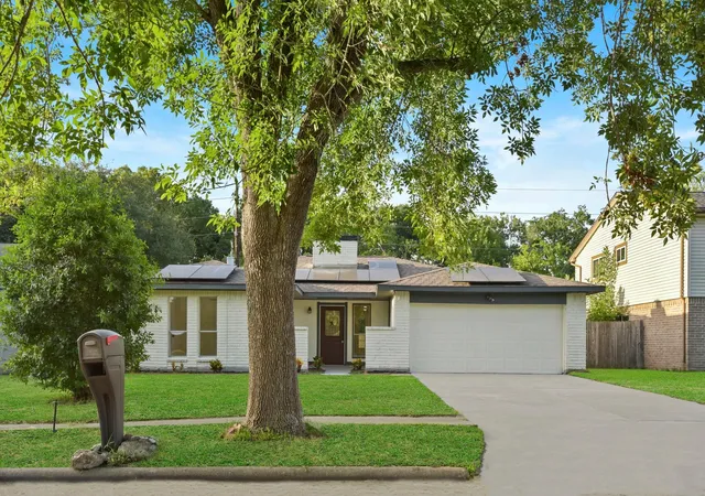 Photo 1 of Single family home for sale at 2322 Aprilmont Dr, Sugar Land, TX 77498 | MLS# 12410731 | Listing updated on 2026-09-27