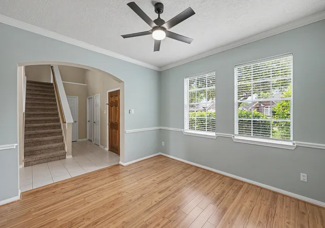 Photo 2 of Single family home for sale at 3623 Englewood Dr, Pearland, TX 77584 | MLS# 32477048 | Listing updated on 2026-10-05