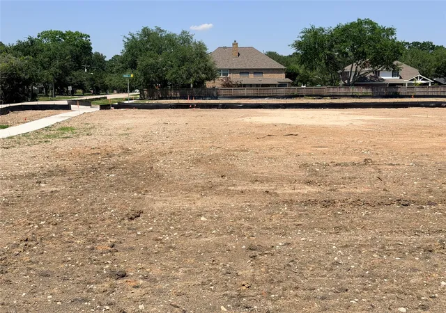 5th image of 1202 Oaklen Ct, Friendswood, TX 77546 | MLS# 87620774