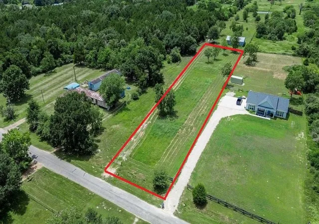 Photo 3 of Land for sale at 3853 College St, Sealy, TX 77474 | MLS# 15847922 | Listing updated on 2026-09-15