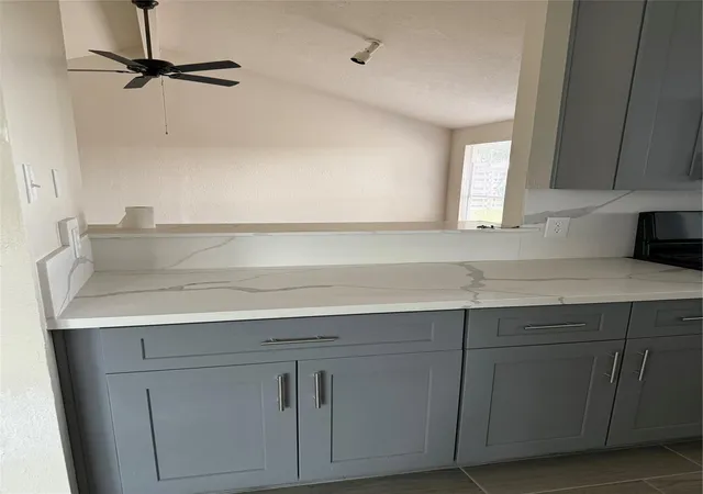 Photo 4 of Single family home for sale at 14207 Timberhaven Dr, Houston, TX 77066 | MLS# 34345641 | Listing updated on 2026-08-14