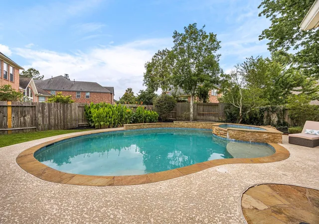 Photo 3 of Sale Pending at 25610 Wildbrook Xing Ln, Katy, TX 77494 | MLS# 58061595 | Listing updated on 2026-09-16