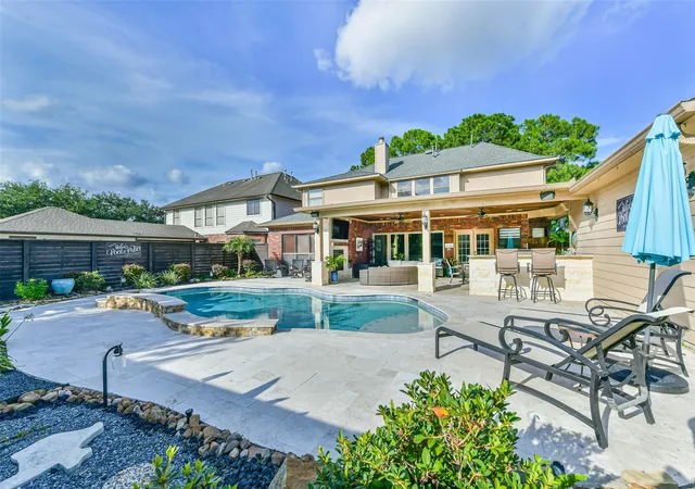 4th image of 1719 Fairoaks St, El Lago, TX 77586 | MLS# 23832021