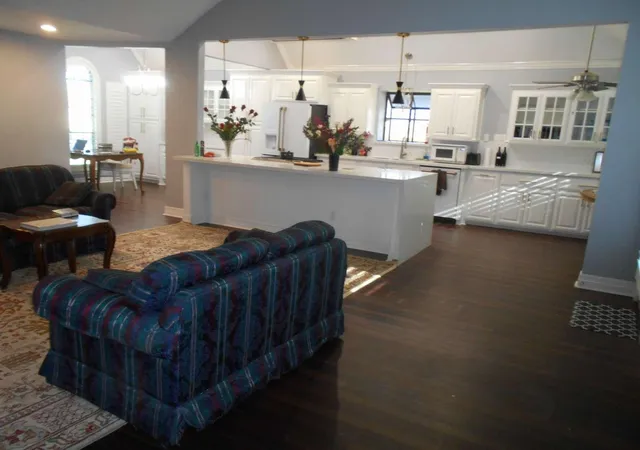 3rd image of 53 S Calla Lily Ct, Lake Jackson, TX 77566 | MLS# 12791075