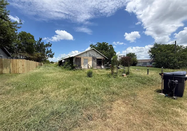 Homes for sale in Iola, TX | 7160 Commerce St, Iola, TX 77861 | MLS# 64862352