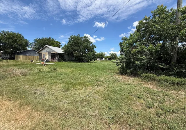 Homes for sale in Iola, TX | 7160 Commerce St, Iola, TX 77861 | MLS# 64862352