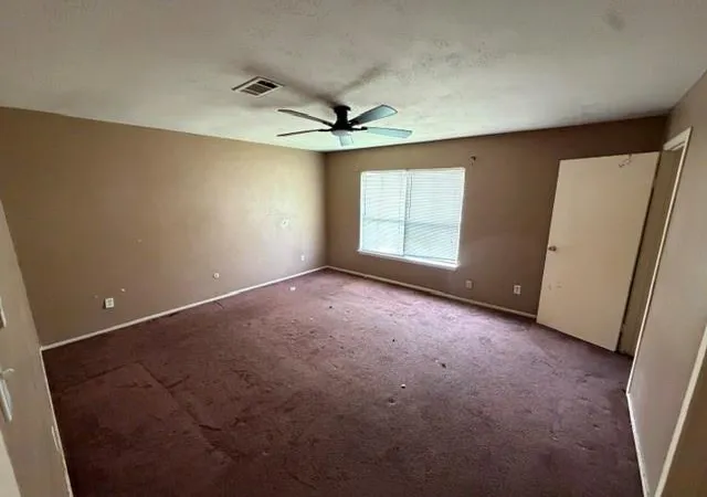 Photo 3 of Single family home for sale at 1927 Overbrook Cir, Missouri City, TX 77459 | MLS# 2611692 | Listing updated on 2026-09-10