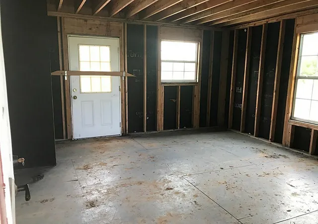 4th image of 24 E Bayshore Dr, San Leon, TX 77539 | MLS# 52642481