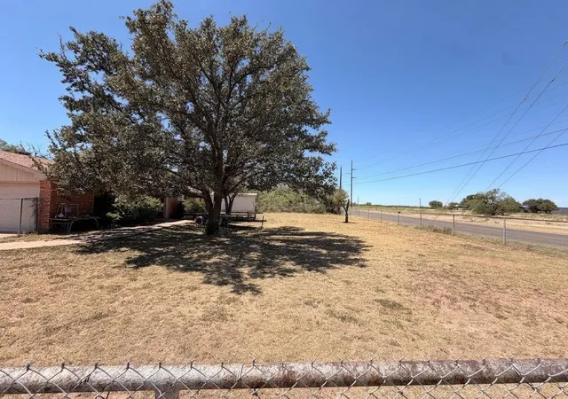 Photo 20 of Single family home for sale at 3901 Mercedes St, San Angelo, TX 76901 | MLS# 17746013 | Listing updated on 2026-08-19