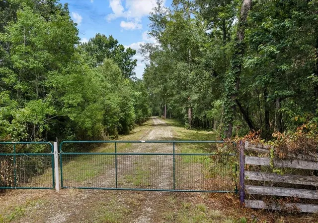 Photo 4 of Land for sale at Tbd Highway 321, Dayton, TX 77535 | MLS# 63782401 | Listing updated on 2026-06-06