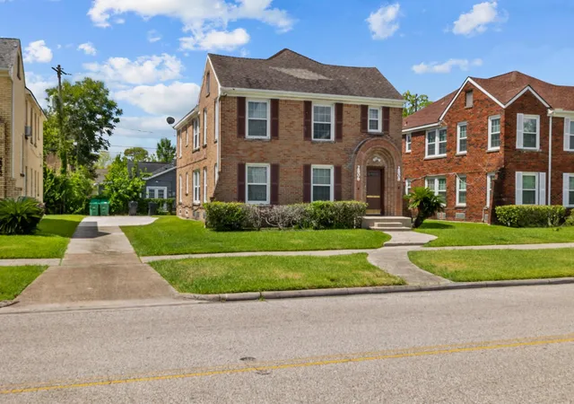 3rd image of 2806 Cleburne St, Houston, TX 77004 | MLS# 26419345