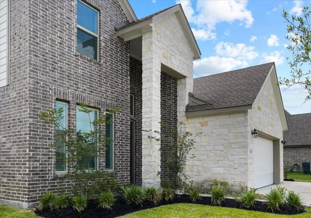 3rd image of 15542 Blue Lake Dr, Baytown, TX 77523 | MLS# 65005796
