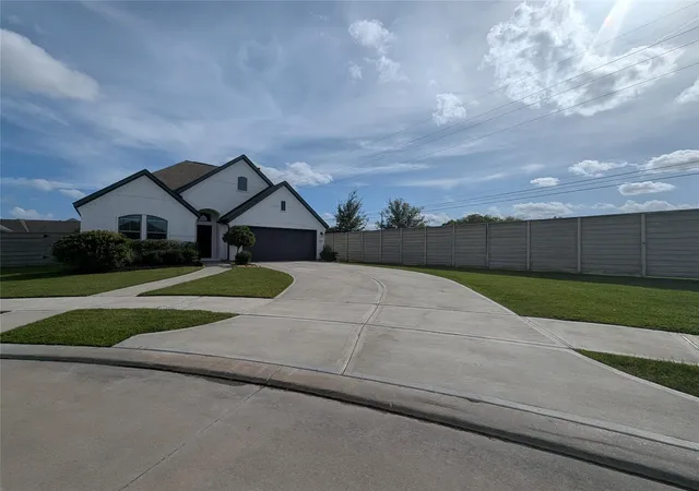 4th image of 4402 Stone Ridge Ln, Manvel, TX 77578 | MLS# 47045415