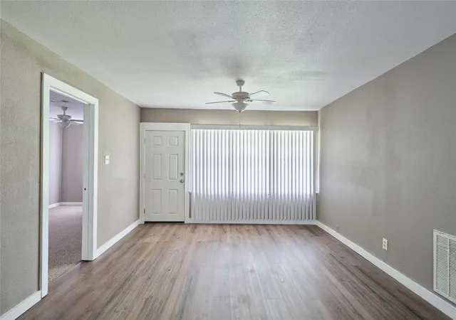 3rd image of 4914 Yellowstone Blvd, Houston, TX 77021 | MLS# 18277672