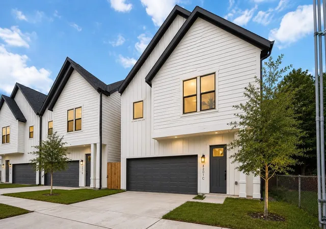2nd image of 4201 Oats St #C, Houston, TX 77020 | MLS# 36094019