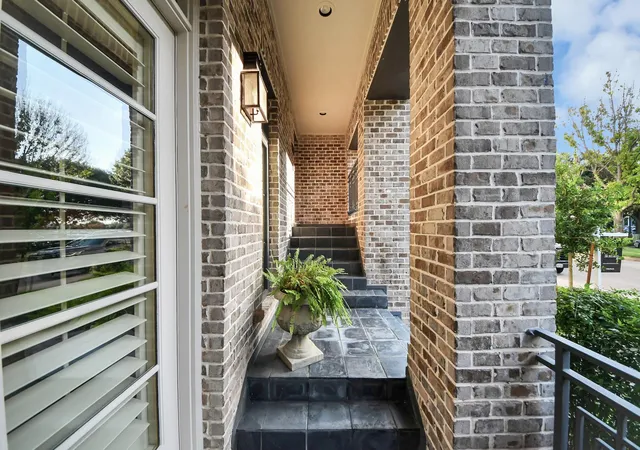 3rd image of 1406 Lake Pointe Pkwy, Sugar Land, TX 77478 | MLS# 90429730