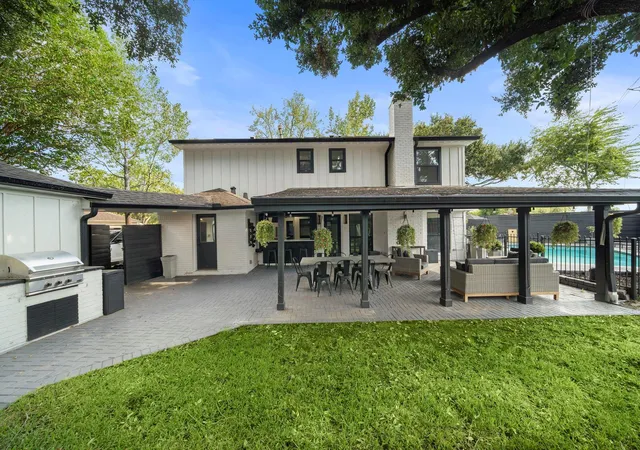Photo 1 of Single family home for sale at 12526 Stafford Springs Dr, Houston, TX 77077 | MLS# 22215211 | Listing updated on 2026-08-25