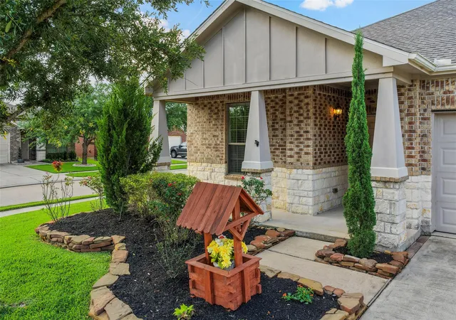 Photo 3 of Sale Pending at 19803 Auburn Tree Dr, Cypress, TX 77429 | MLS# 57178434 | Listing updated on 2026-09-17