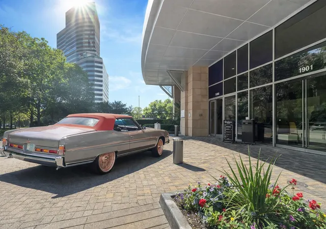 1st image of 1901 Post Oak Blvd #4103, Houston, TX 77056 | MLS# 6566422