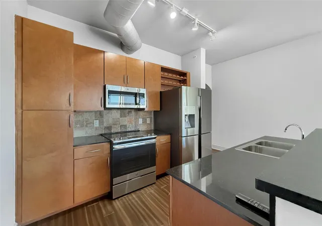 5th image of 1901 Post Oak Blvd #4103, Houston, TX 77056 | MLS# 6566422