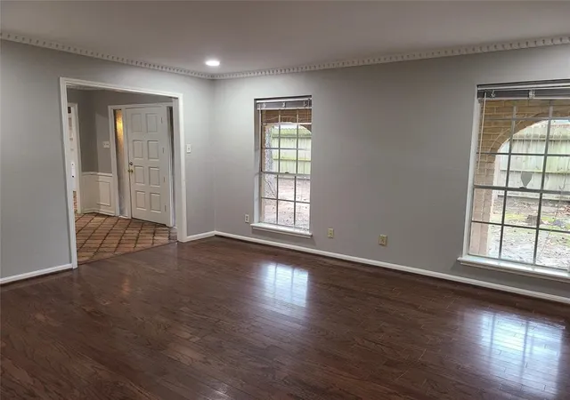 Photo 3 of Single family home for sale at 5510 Boyce Springs Dr, Houston, TX 77066 | MLS# 15591637 | Listing updated on 2026-09-02