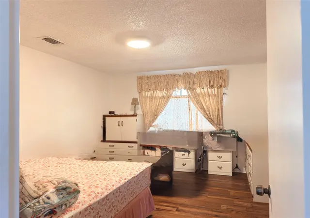 3rd image of 12074 Fairpoint Dr, Houston, TX 77099 | MLS# 7646523