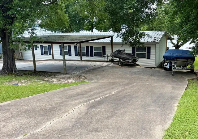 2nd image of 860 Plum Tree, Livingston, TX 77351 | MLS# 54623399