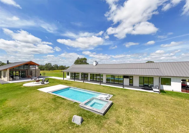 5th image of 1629 Waldeck Rd, Ledbetter, TX 78946 | MLS# 73621512