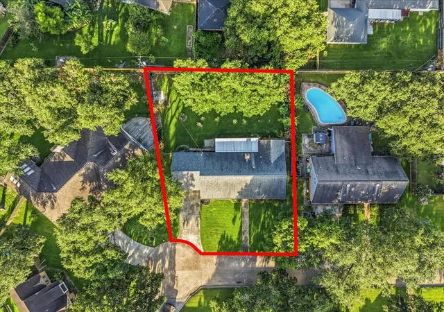3rd image of 1712 Tara Cir, Texas City, TX 77591 | MLS# 93574538
