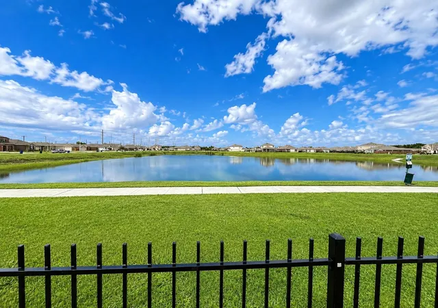 27th image of 1710 Vista Luna Dr, Texas City, TX 77591 | MLS# 71685209