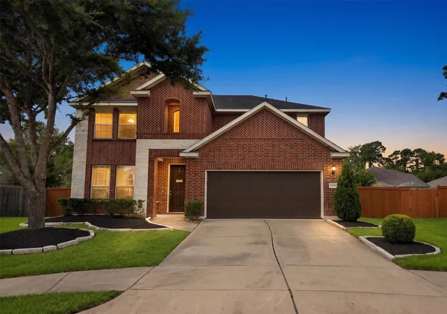 Photo 1 of Single family home for sale at 17105 Stillhouse Lake Ct, Houston, TX 77044 | MLS# 86304908 | Listing updated on 2026-08-29