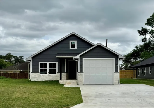 Homes for sale in Vidor, TX | 865 Dundee St, Vidor, TX 77662 | MLS# 72512578