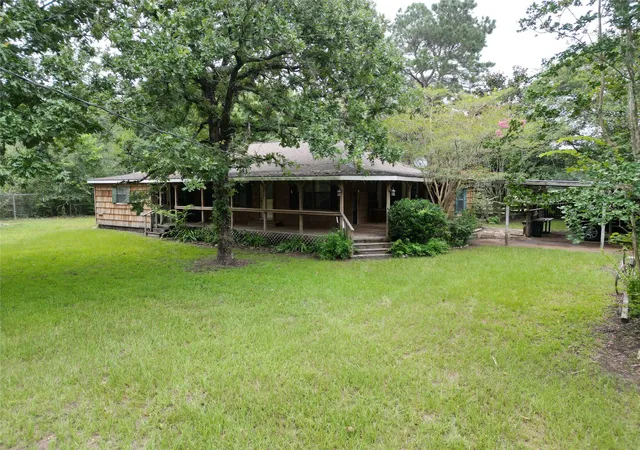 Photo 3 of Single family home for sale at 16014 Post Oak Rd, Plantersville, TX 77363 | MLS# 36824658 | Listing updated on 2026-08-20