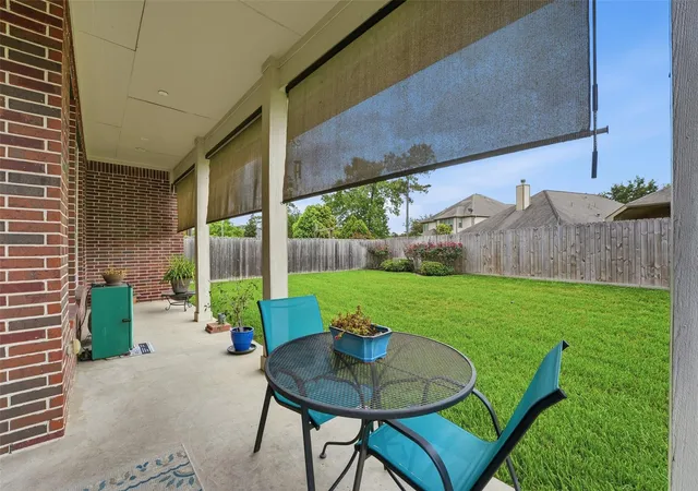 Photo 3 of Single family home for sale at 10222 Broken Tr Ct, Humble, TX 77338 | MLS# 53233979 | Listing updated on 2026-08-30