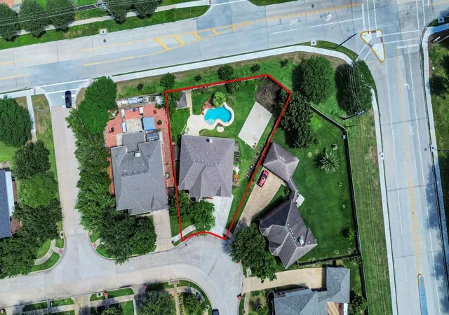 Photo 3 of Single family home for sale at 14502 Marshall Bridge Ln, Sugar Land, TX 77498 | MLS# 85961863 | Listing updated on 2026-09-06