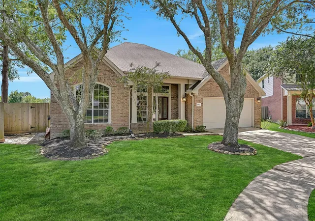 Homes for sale in Pearland, TX | 3902 Amerson Ct, Pearland, TX 77584 | MLS# 40675049