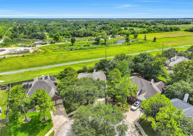 Homes for sale in Pearland, TX | 3902 Amerson Ct, Pearland, TX 77584 | MLS# 40675049