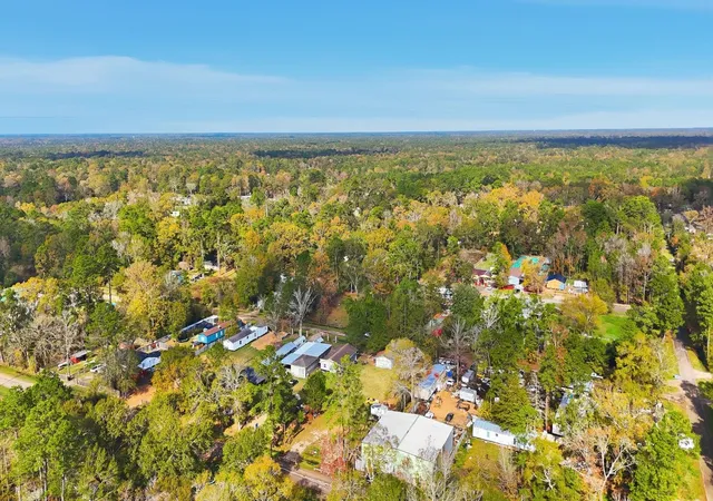 4th image of 27043 Coach Light Ln, New Caney, TX 77357 | MLS# 3236280