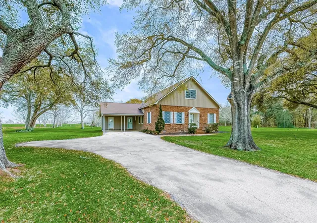 1st image of 1826 County Road 469, El Campo, TX 77437 | MLS# 35564268