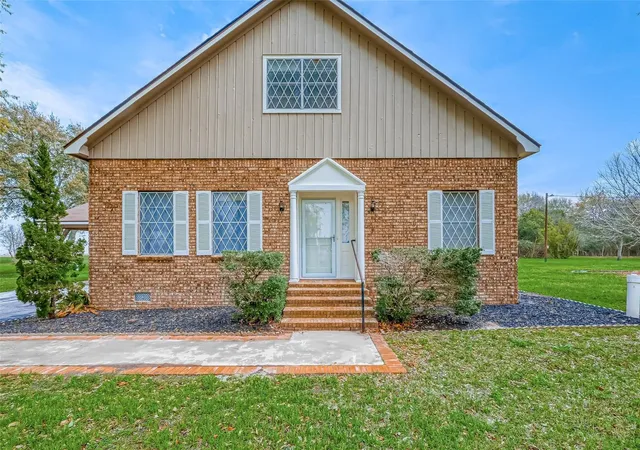3rd image of 1826 County Road 469, El Campo, TX 77437 | MLS# 35564268
