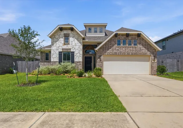 Photo 1 of Single family home for sale at 18613 Caney Springs Ln, Magnolia, TX 77355 | MLS# 26923598 | Listing updated on 2026-09-24
