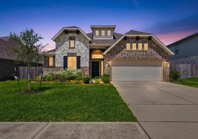Photo 2 of Single family home for sale at 18613 Caney Springs Ln, Magnolia, TX 77355 | MLS# 26923598 | Listing updated on 2026-09-24