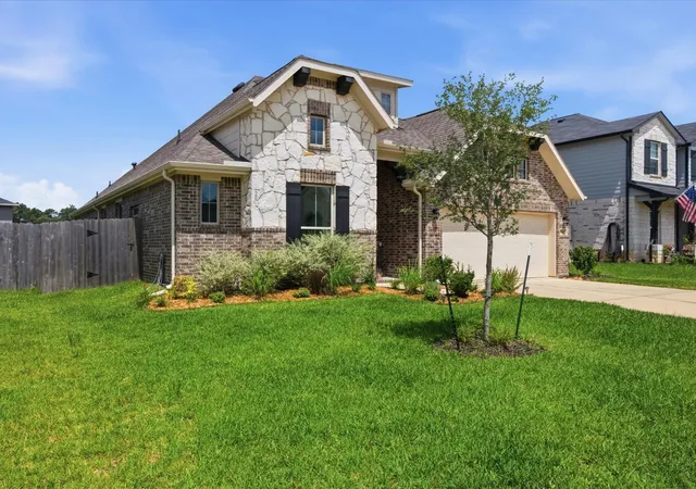 Photo 3 of Single family home for sale at 18613 Caney Springs Ln, Magnolia, TX 77355 | MLS# 26923598 | Listing updated on 2026-09-24